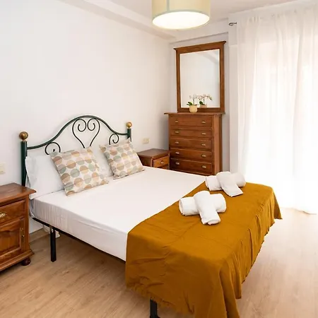 Апартаменты A 400m De La Playa En El Centro Historico De Alicante- Holidays B&f Аликанте