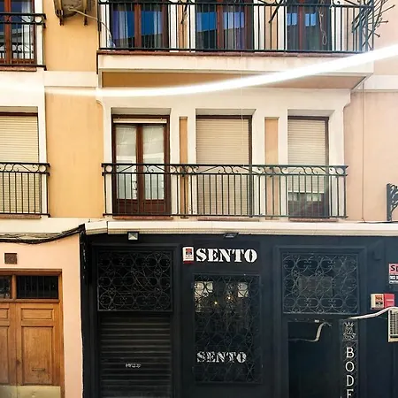 A 400m De La Playa En El Centro Historico De Alicante- Holidays B&f * Аликанте